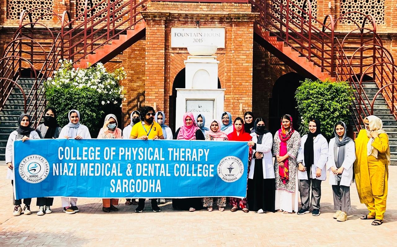 Students  Physiotherapy visited Fountain House
